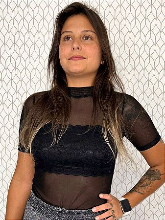 blusa básica manga curta gola alta preto