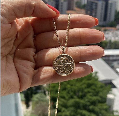 Relicário Banho de Ouro 18k