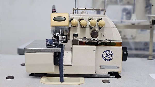 Interloque 5 fios Larga Leve Usada MARCA: YAMATA / MODELO: FY5-X2 516X2-55