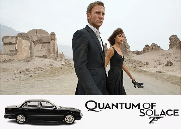 Coleção James Bond 007 Eaglemoss - Daimler Super Eight - 007: Quantum of Solace - 1/43