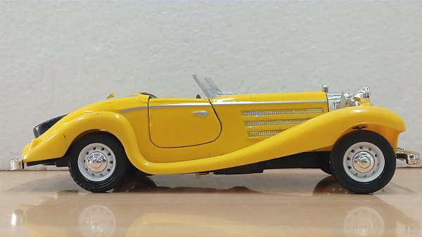 HTC - Mercedes-Benz 500K 1935 Estilizado com Luz e Som (Sem Caixa e Marcações) - 1/32