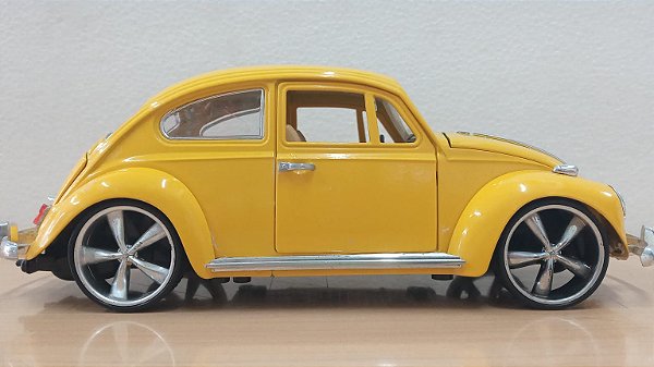 SS - Volkswagen Fusca - 1/18 (Sem Caixa)