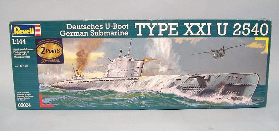 Revell - Deustches U-Boot Type XXI U2540 - 1/144