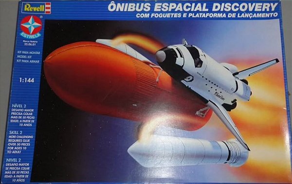 Revell/Estrela - Ônibus Espacial Discovery com Foguetes e Plataforma de Lançamento - 1/144