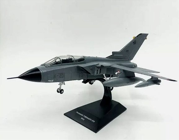 JATOS DE COMBATE - PANAVIA TORNADO IDS - ITÁLIA - 1/72