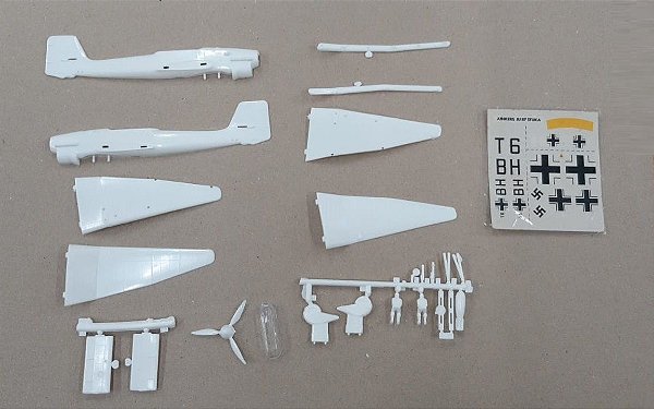 SUCATAS - MPC - JUNKERS JU87 STUKA - 1/72