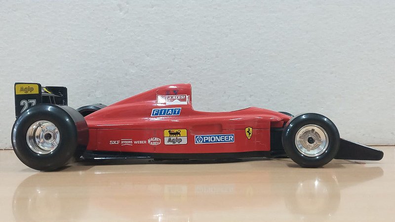 Burago - Ferrari 641/2 F1 1990 (Sem Caixa) - 1/24