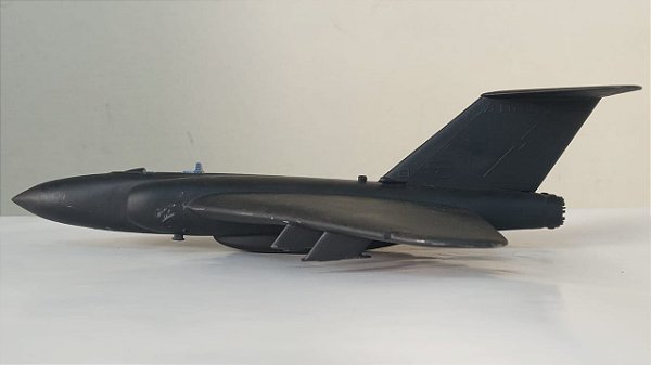 HTC - Gloster Javelin (Sucata) - 1/72