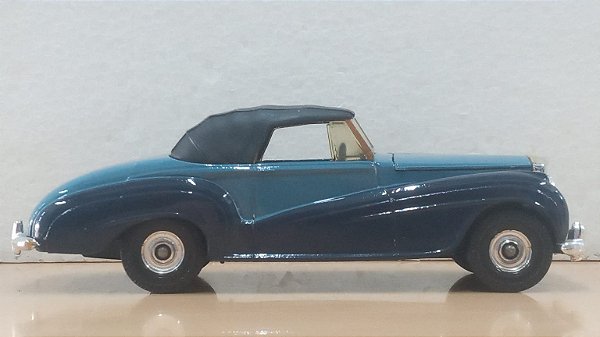 Corgi - Bentley R Type 1953 - 1/36 (sem caixa)