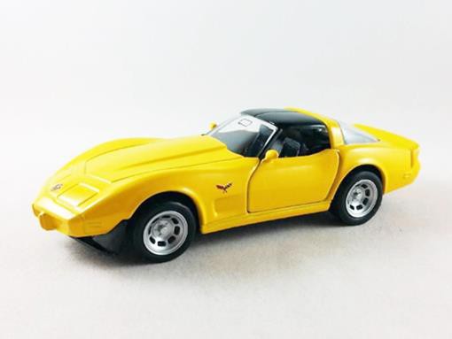 Maisto Free Wheels - 1978 Corvette - 1/39