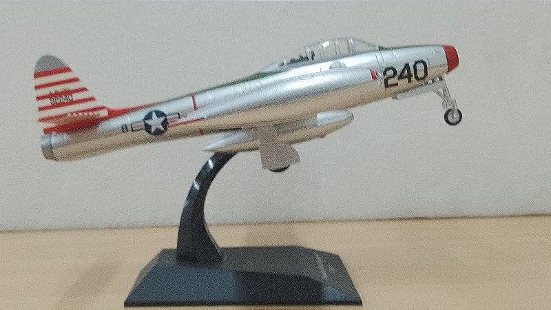 Jatos de Combate - Republic F-84E Thunderjet (Estados Unidos) - 1/72 (Sem caixa)