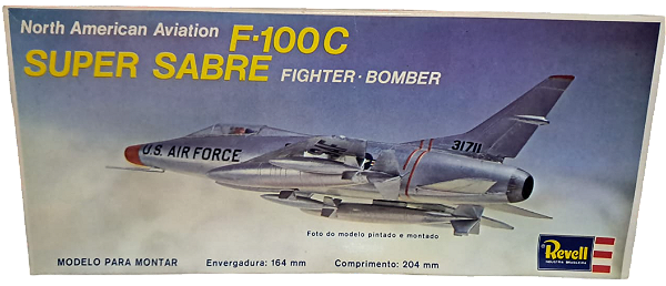 REVELL BRASIL - North American Aviation F-100C Super Sabre Fighter-Bomber - 1/72