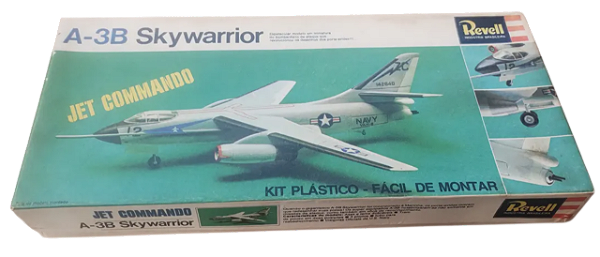 REVELL BRASIL - A-3B Skywarrior - 1/72