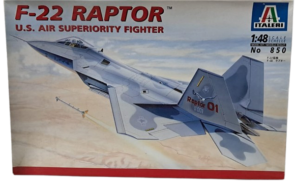 ITALERI - U.S. Air Superiority Fighter F-22 Raptor - 1/48
