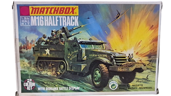 MATCHBOX - U.S. 5th Division Armoured Car M16 Half Track + Base para diorama - 1/76