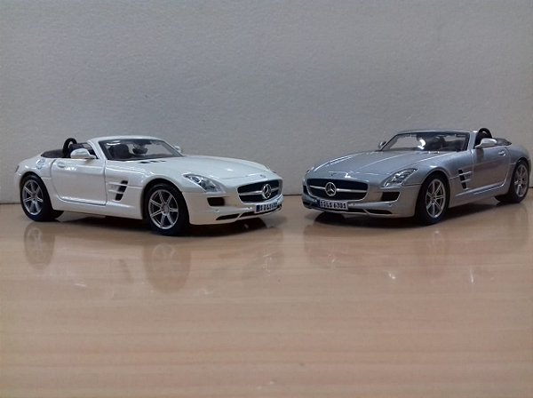 Maisto - Mercedes-Benz SLS AMG Roadster - 1/24