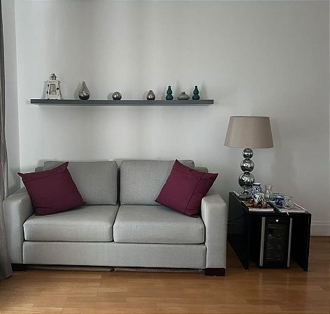 MESA LATERAL ARTEFACTO EM VIDRO TEMPERADO 25MM – 0,70M (L)