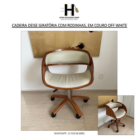CADEIRA DE ESCRITÓRIO DEISE GIRATÓRIA COM RODINHAS, BASE MADEIRA ESTOFADA EM COURO OFF WHITE