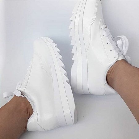 tenis vizzano plataforma verniz