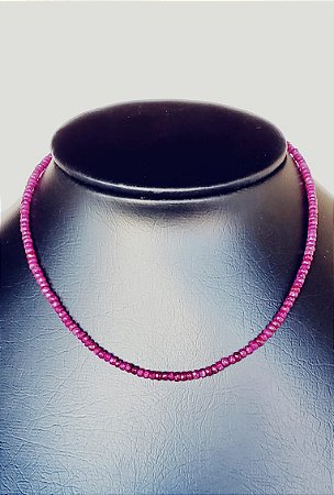 Colar de Rubi com fecho em Ouro Amarelo 18K