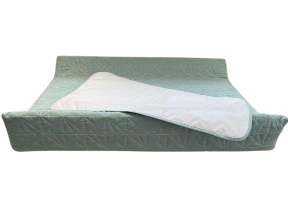 Trocador curvo matelasse verde