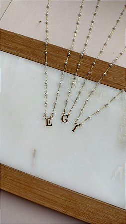 Colar Mini Pérolas Inicial G