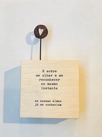 BLOCO CUBO MADEIRA E SOBRE