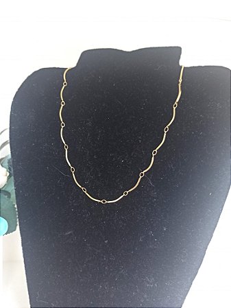 Colar Choker Elos Curvados Folheados à Ouro 18K