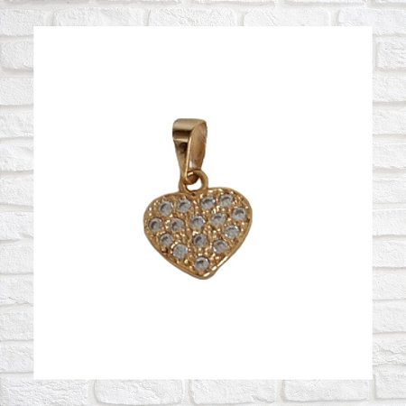 Pingente Coração com Zircônias Folheado à Ouro 18K