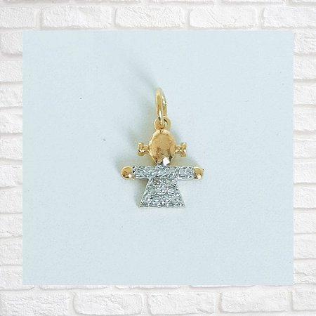 Pingente Filha Cravejado Zircônias Folheado à Ouro 18K