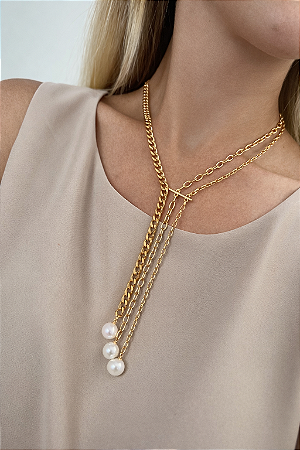 Colar Gravata Correntaria Tripla com Pérolas Ouro