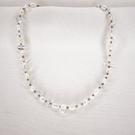 Choker de Pérolas Arroz, Hematitas e Cristais Brutos