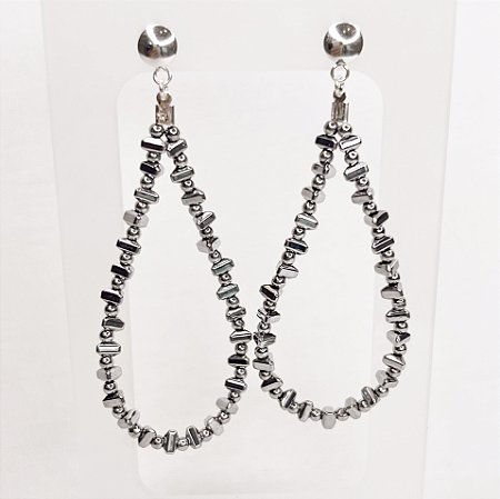 Brinco de Hematitas Prateadas