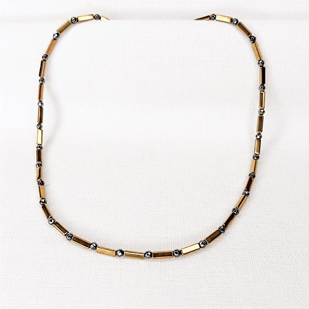 Choker de Hematitas Douradas e Naturais