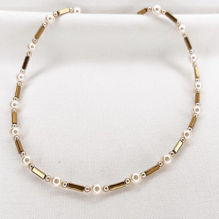 Choker de Pérolas e Hematitas Gold