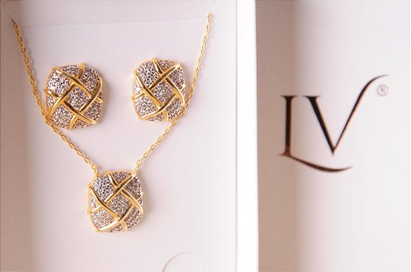 Conjunto forma cravejada