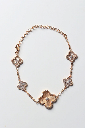 Pulseira dourada trevo