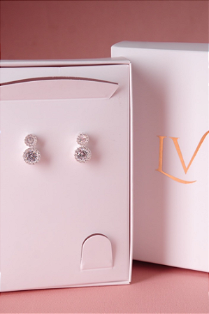 Brinco cravejado em prata 925