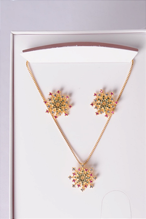 Conjunto colar e brincos colorido