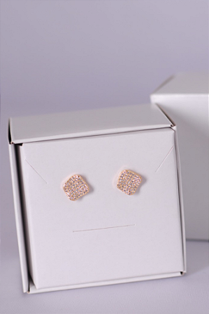 Brinco forma cravejado