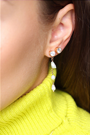 Brinco longo com pedras