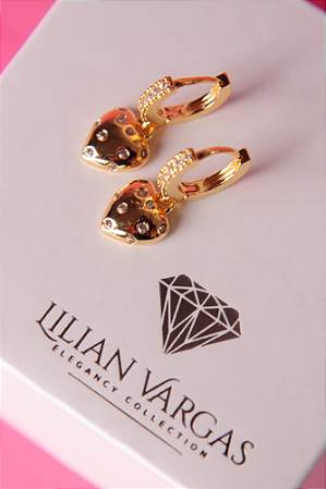 Brinco click argola coração com pontos de luz