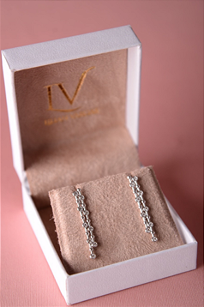 Brinco estelar prateado