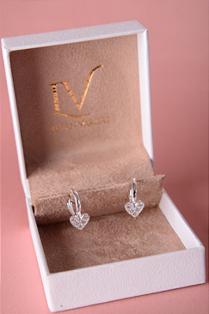 Brinco de argola coração