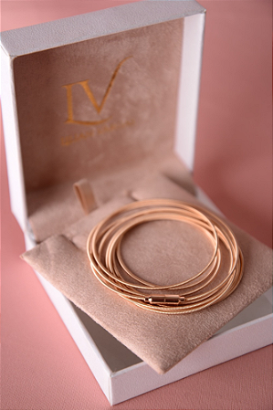 Pulseira várias voltas banhada a ouro rosê