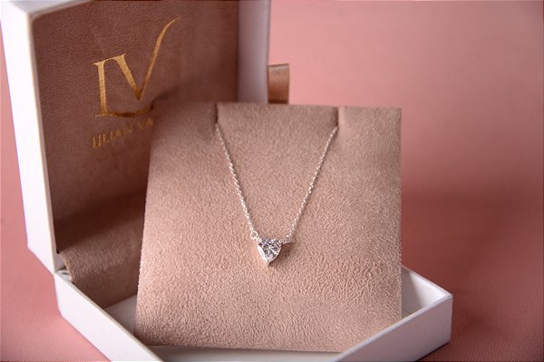 Colar coração ponto de luz