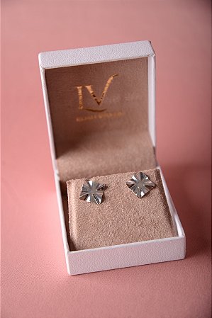 Brinco quadrado prata