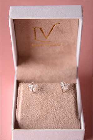 Brinco de argola lacinho