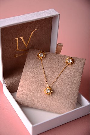 Conjunto colar e brincos flor