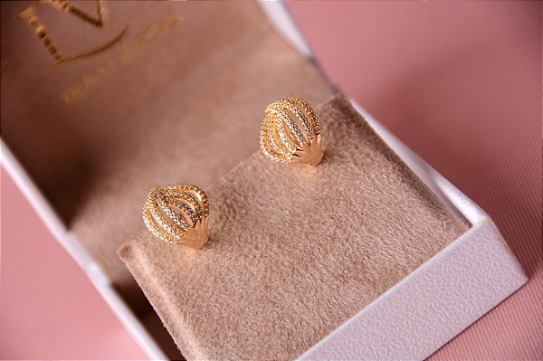 Brinco argola cravejado